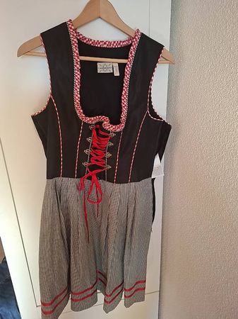 Dirndl Kleid Landhaus schwarz rot kariert Grösse 40
