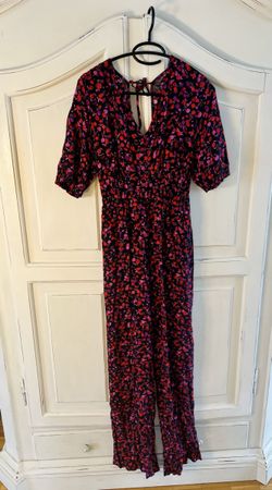 🌺 Jumpsuit mit Blumenprint – Grösse S
