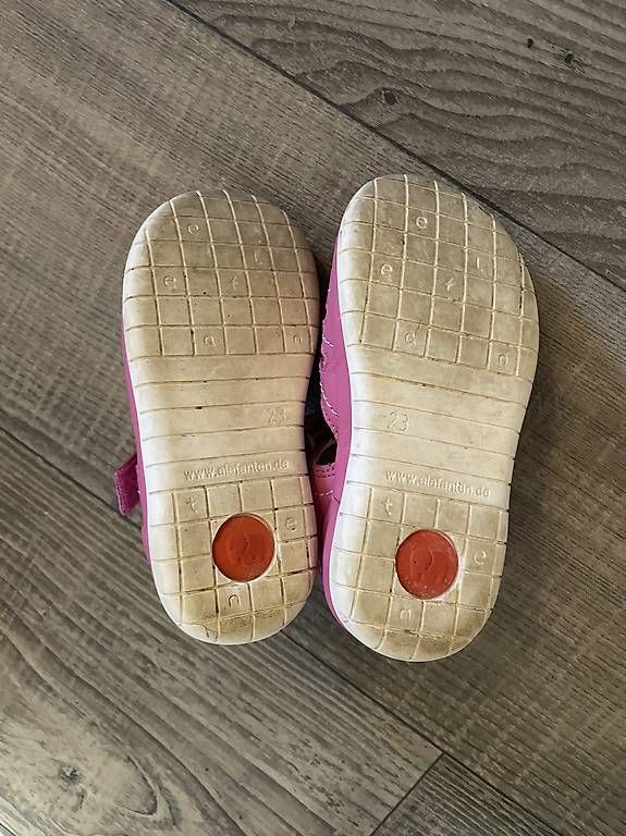 Scarpe per ragazzi: Kinder Sandalen Elefanten 23 – Usato da Innerberg venduto da shopp 1