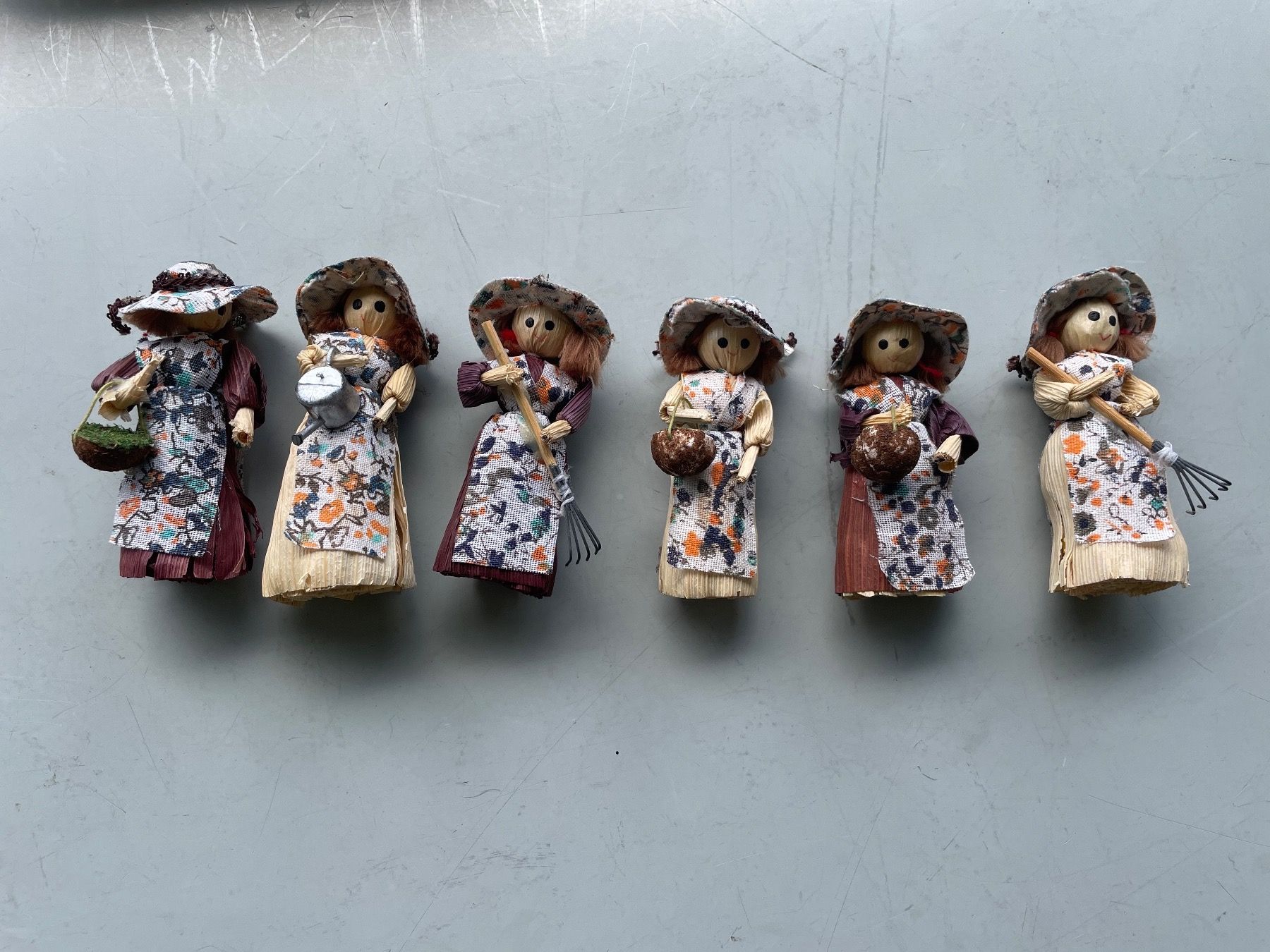 Figuren: Figuren für Puppenstube oder Dekoration – Gebraucht aus Luzern von Sontru