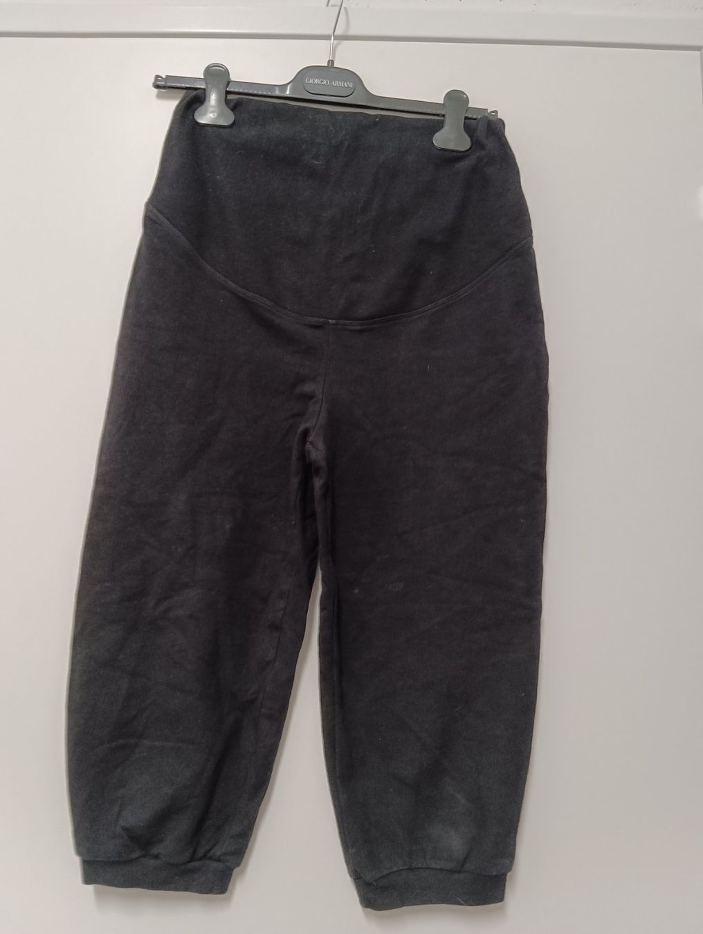 Pantaloni: Umstandshose Gr. M / 9Monate – Usato da Schöfflisdorf venduto da kin_2dp9