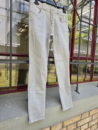 Kleidung: Jeans sand (M)