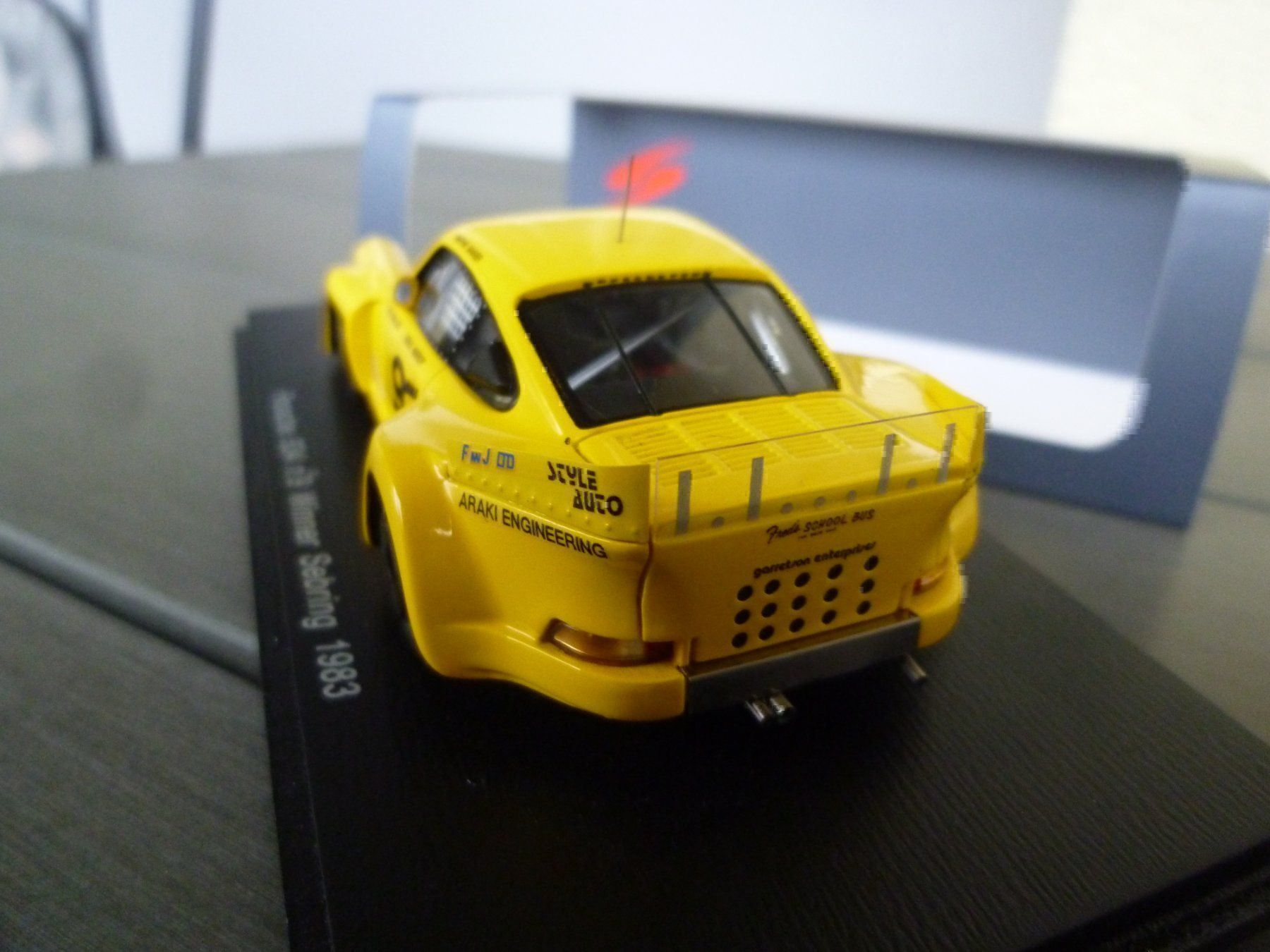 Porsche Modellautos: Porsche 934 (Winner Sebring 1983) – Neu und originalverpackt aus Flawil von Imperiosud 4