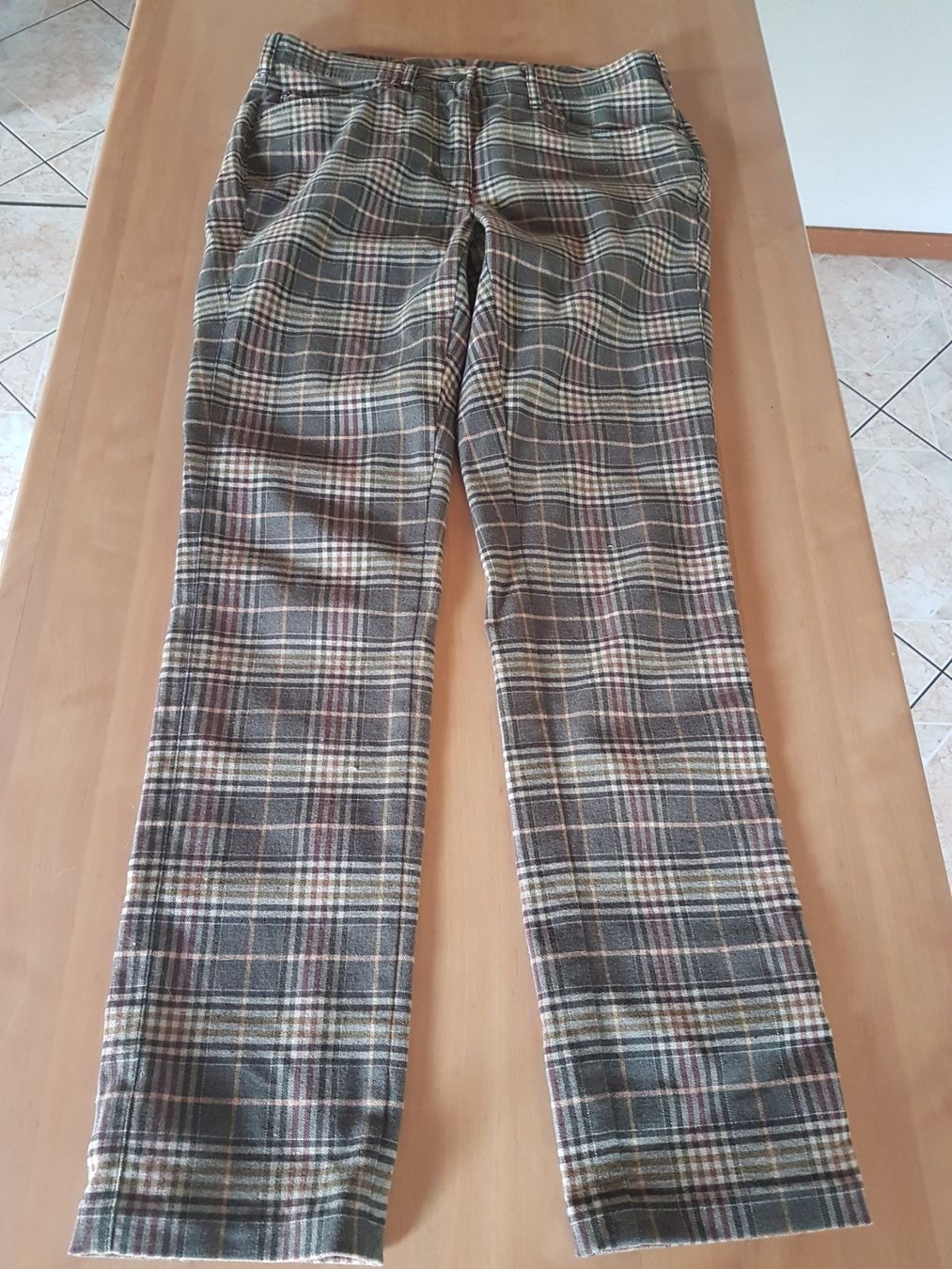Pantaloni: Pantalon taille 38 marque 1976 – Usato da Villiers venduto da san_jn5w