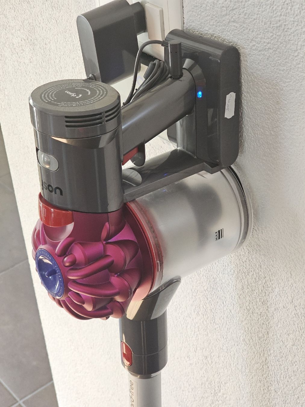 Dyson Staubsauger & Zubehör: Aspirateur Dyson V7 – Gebraucht aus Bulle von Bflowx 2