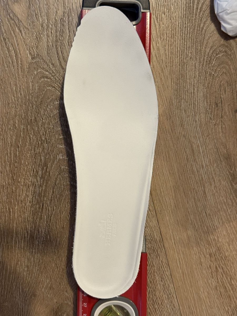 Hermès Scarpe da uomo: Hermes Sneaker beige Grösse 39  – Nuovo (secondo la descrizione) da Staad SG venduto da Ris_wwr88 4