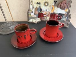 Céramique André Freymond, tasses à café rouge