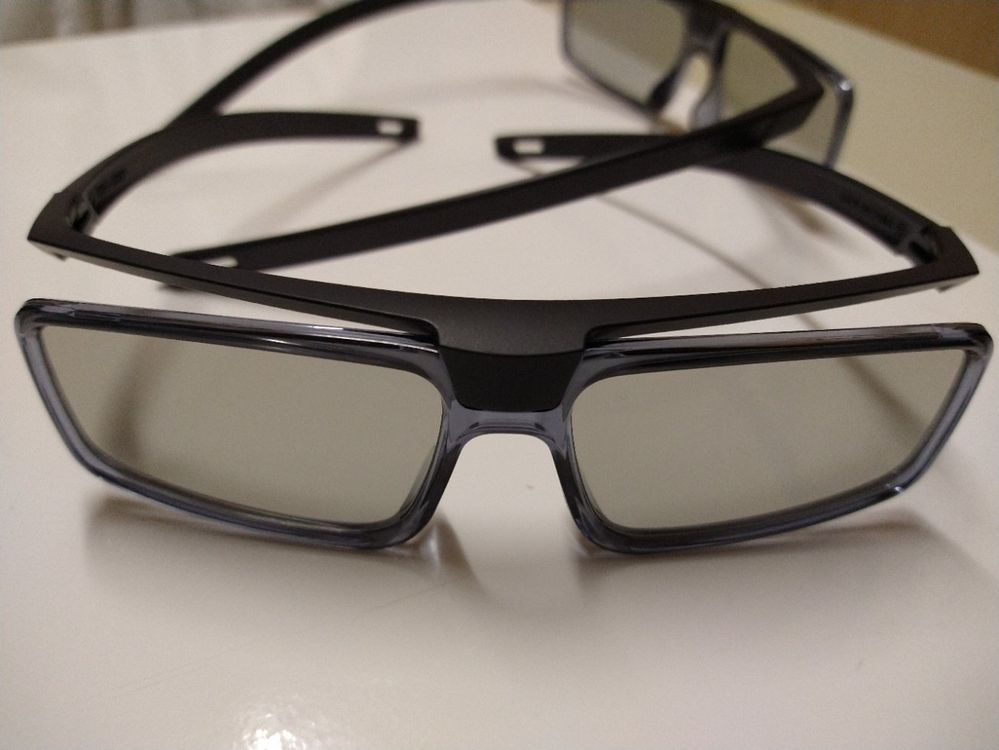 Lunettes 3D Sony TDG-SV5P - Pour TV 3D, Jamais Utilisées, état Excellent