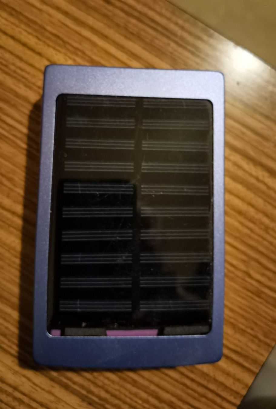 Solargeräte und Solarprodukte: SOLAR POWERBANK MIT LICHT - 90000mAh. – Gebraucht aus St. Gallen von Ztk162
