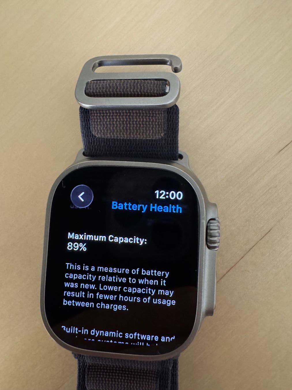 Apple Smartwatch: Apple Watch Ultra Natural Titanium – Usato da Schübelbach venduto da Rahnmont 7