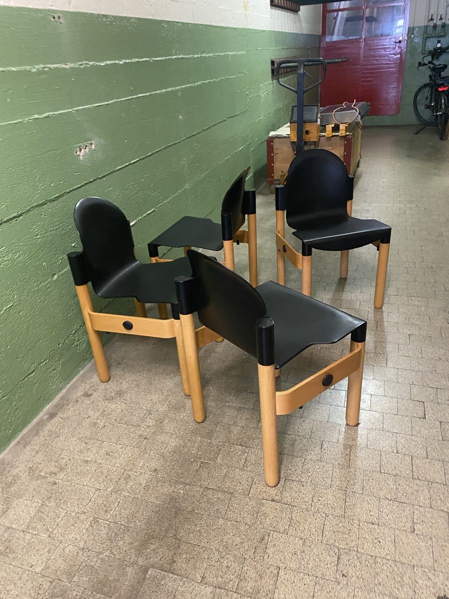 Thonet Sedie: 4 Thonet Stühle lieferbar – Usato da Basel venduto da MaschinenSchweiz 2