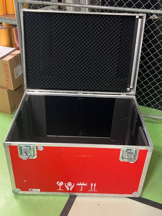 Flightcase Kaufen auf Ricardo