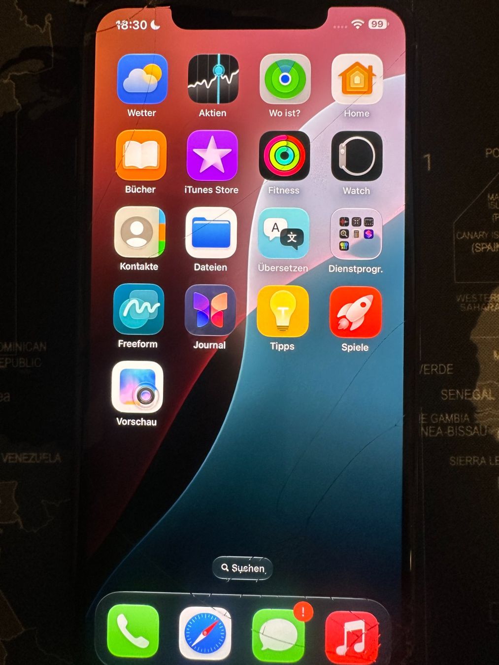 Apple Portables: IPhone Pro Max Bildschirmglas hat Risse – D'occasion à Bern par BinhV77 2