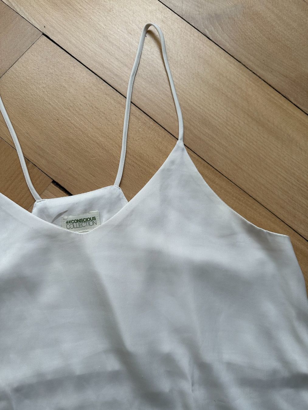 H&M Tops: Top offweiss fliessend - 34 – D'occasion à Zürich par Diazaio 1