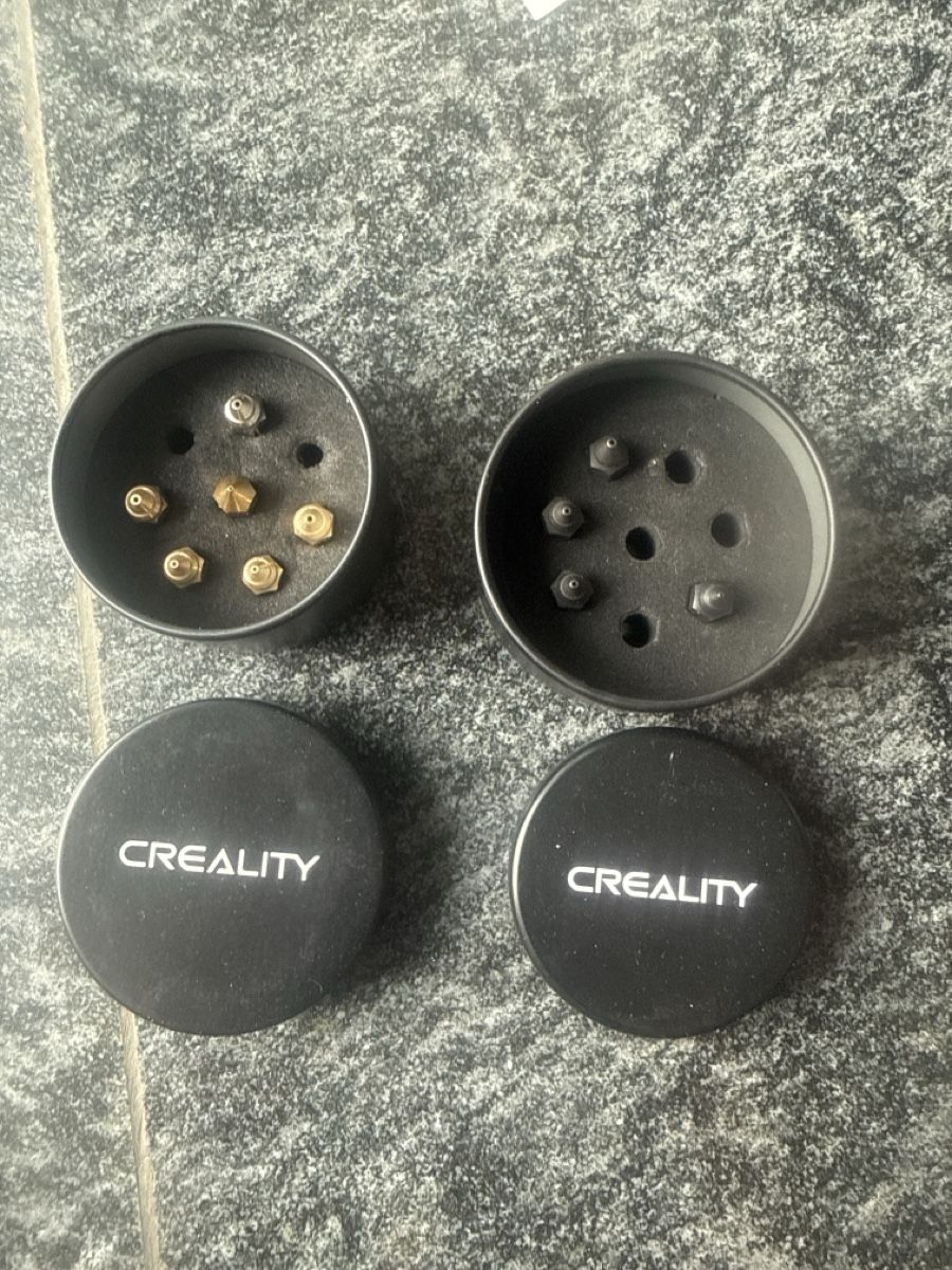 Creality Stampanti 3D: Creality 3D Drucker Düsen Set, 2 stk gebraucht,  – Nuovo (secondo la descrizione) da Zofingen venduto da tschuedi68