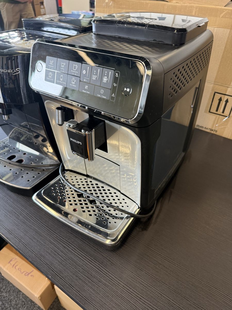 Kaffeemaschinen & Espressomaschinen: Kaffemaschine 2 Stück ab 1.- – Defekt aus Rothrist von jr_returns 2