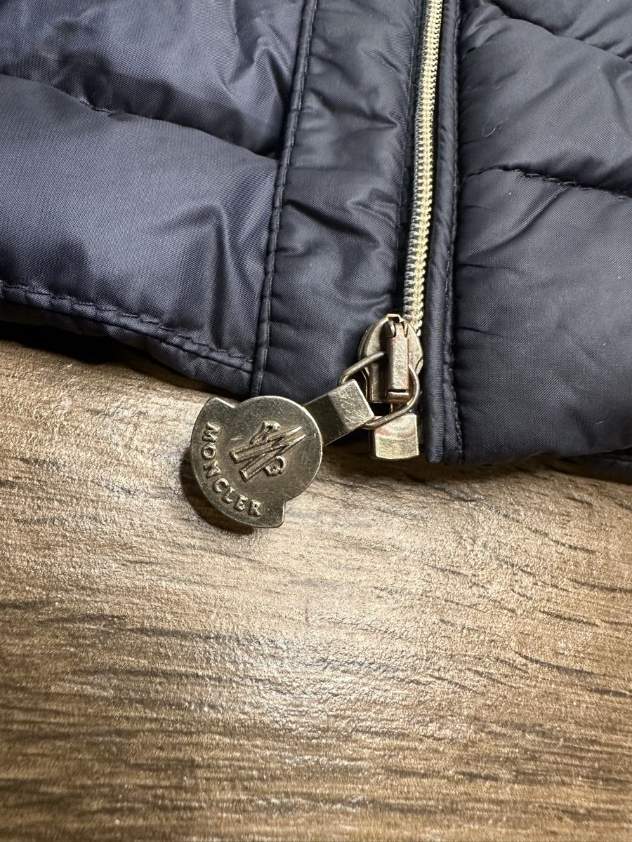 Moncler Jacken & Mäntel: Original Moncler Jacke Mädchen 6ans / 116cm – Gebraucht aus Mühlethal von sarah-davide 7