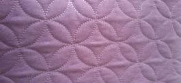 Tagesdecke violett