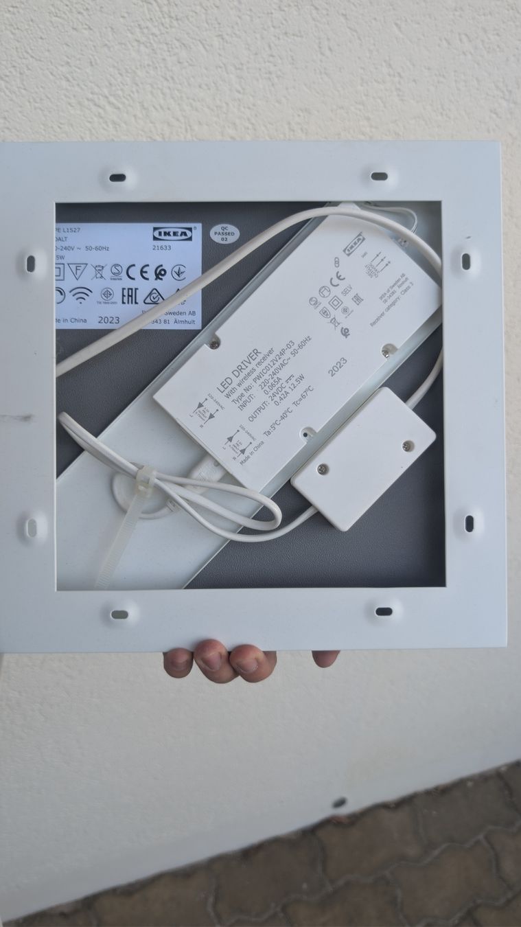 Ikea Lampes: 2x IKEA FLOALT LED Panel 30x30cm Weiss – D'occasion à Ried b. Kerzers par rhomson2 2