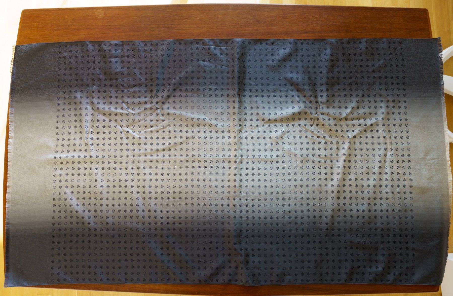 Foulard & Sciarpe: Seidenschal 71x128 – Usato da Zürich venduto da quepassa