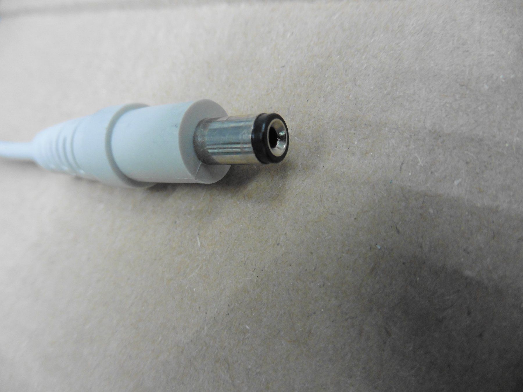 Hewlett Packard Lecteurs & Adaptateurs: HP Power Adapter – D'occasion à Mönchaltorf par boesi51 2