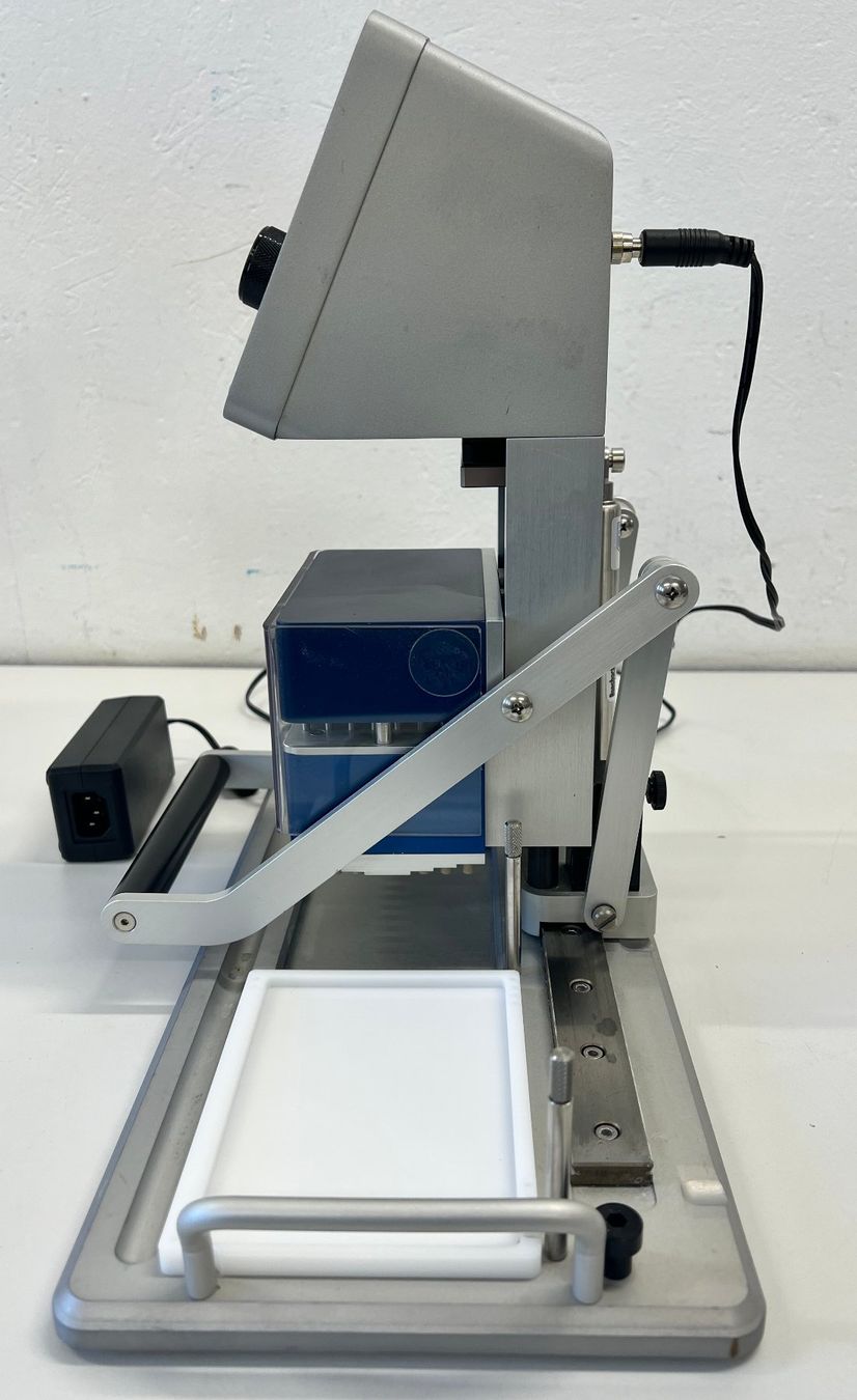 Accessori da laboratorio: Sorenson Bioscience BenchTop Microplate Pipetting System – Usato da Niederdorf venduto da LeptonAG_Labor 4