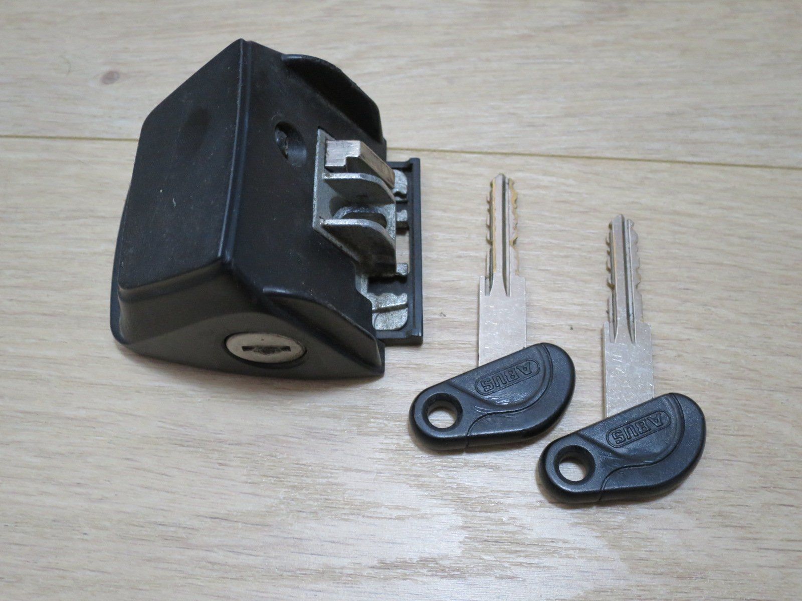 Bosch Ersatzteile: Bosch Dual-Battery Kit – Gebraucht aus Gundetswil von Maegez 1
