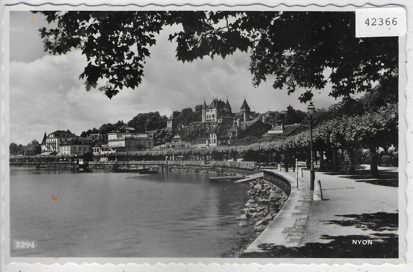 Cartoline postali: Nyon - au bord du lac – Usato da Ettingen venduto da Kartenplanet