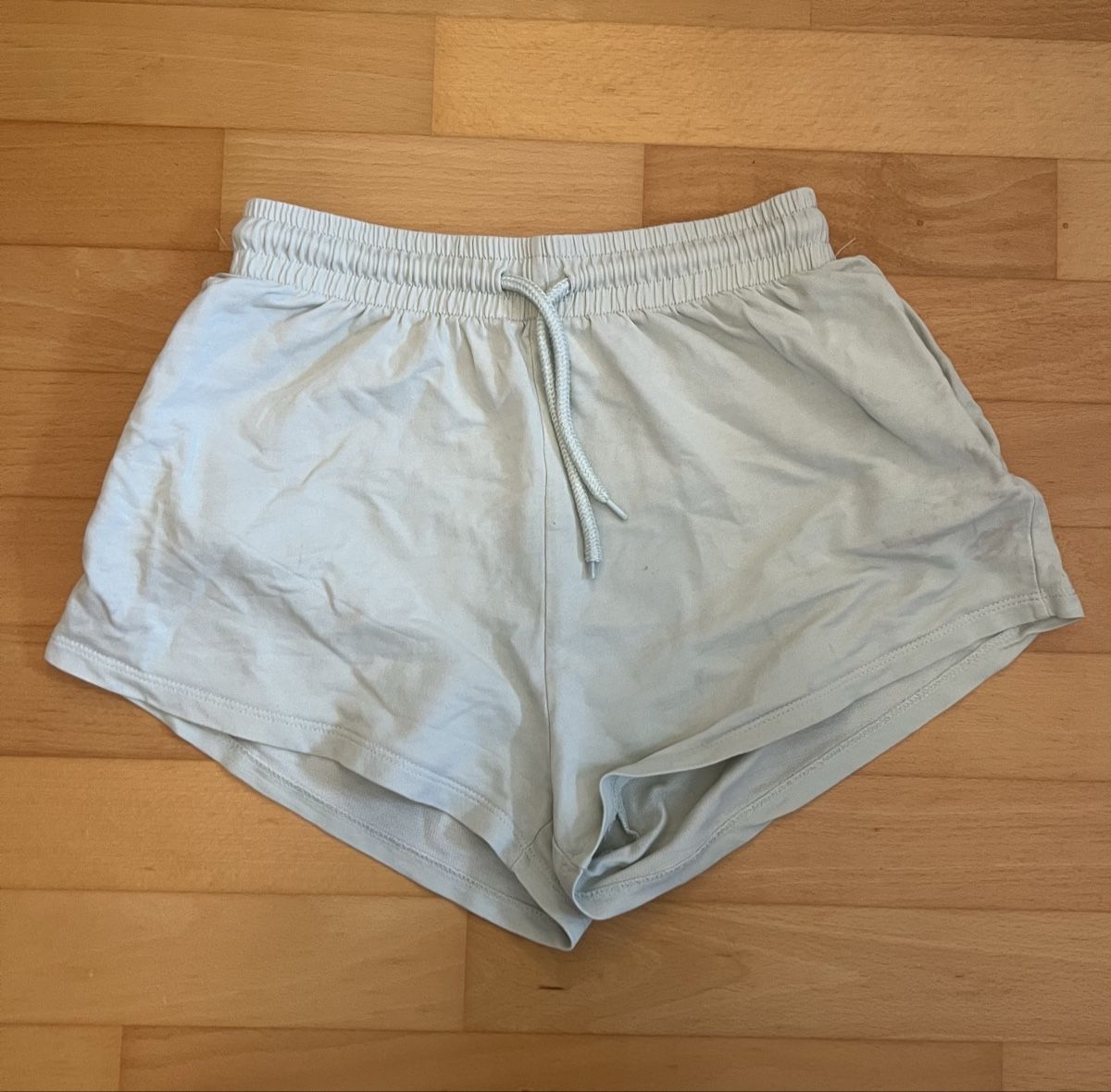 Pantaloni: Jogging Shorts – Nuovo (secondo la descrizione) da Weiach venduto da deb_7zrg