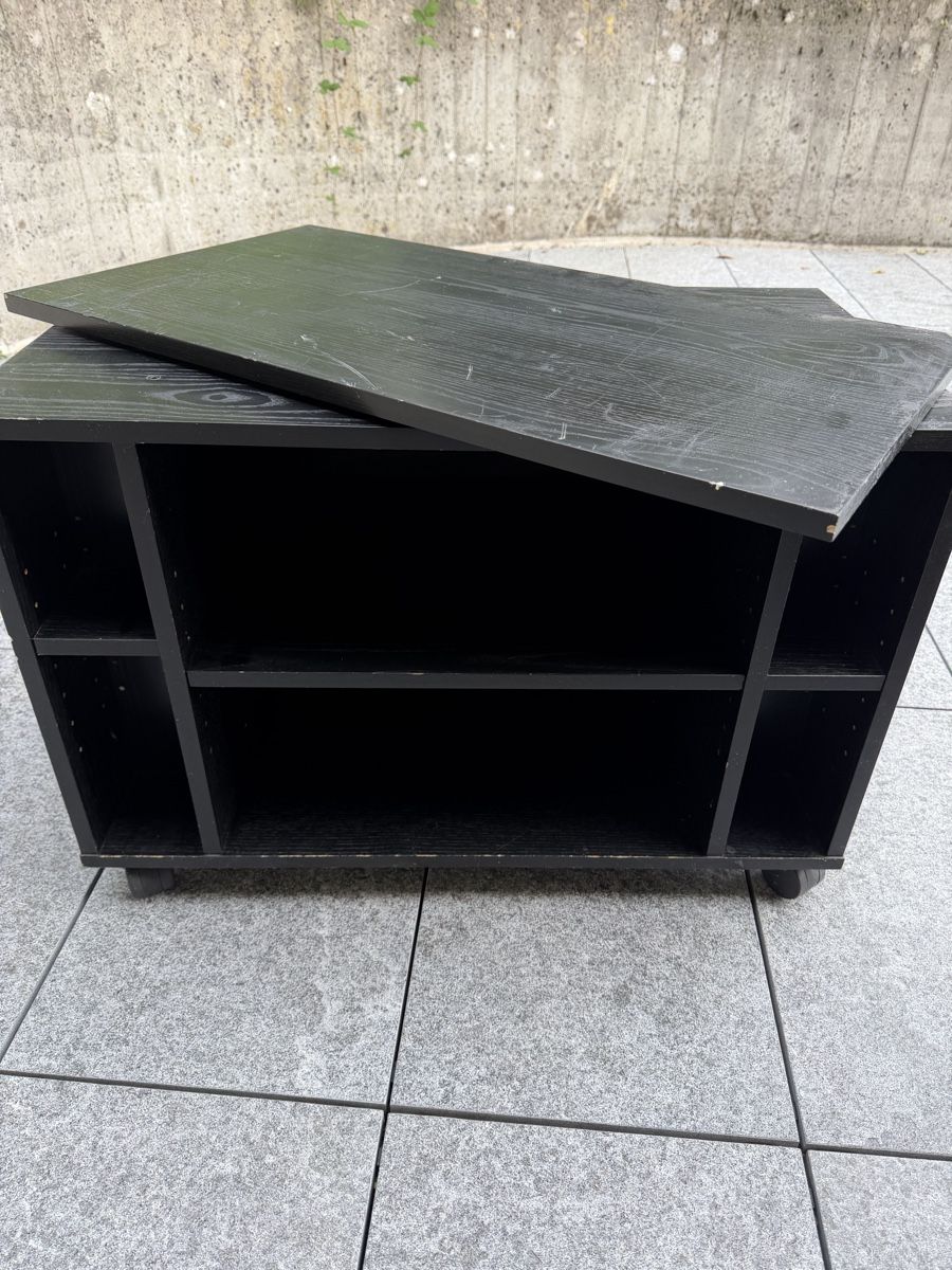 Meubles TV: Fernsehmöbel – D'occasion à Oberägeri par Chnudy
