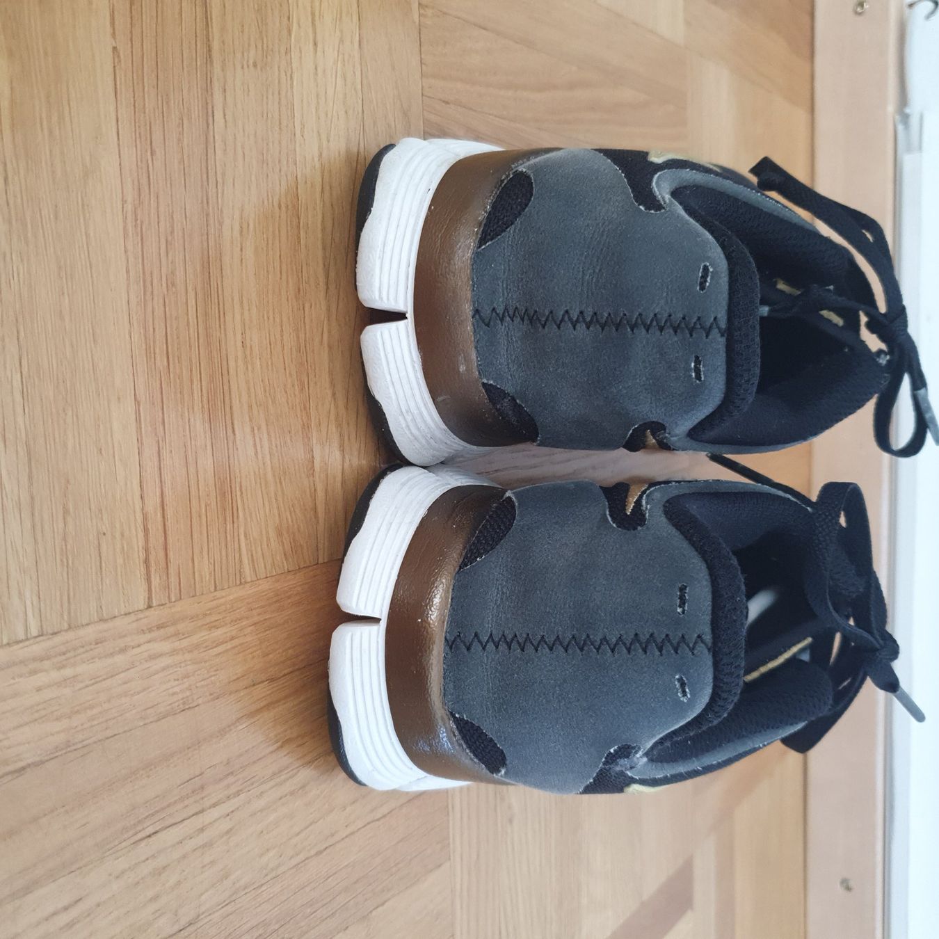 Nike Chaussures garçon: Chaussures Nike 37,5 – D'occasion à Prilly par RoDyRe 8
