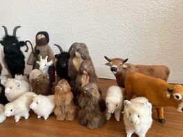 Tierfiguren: Murmeli, Ochse, Hund mit Echtfell & Schafe u.a.
