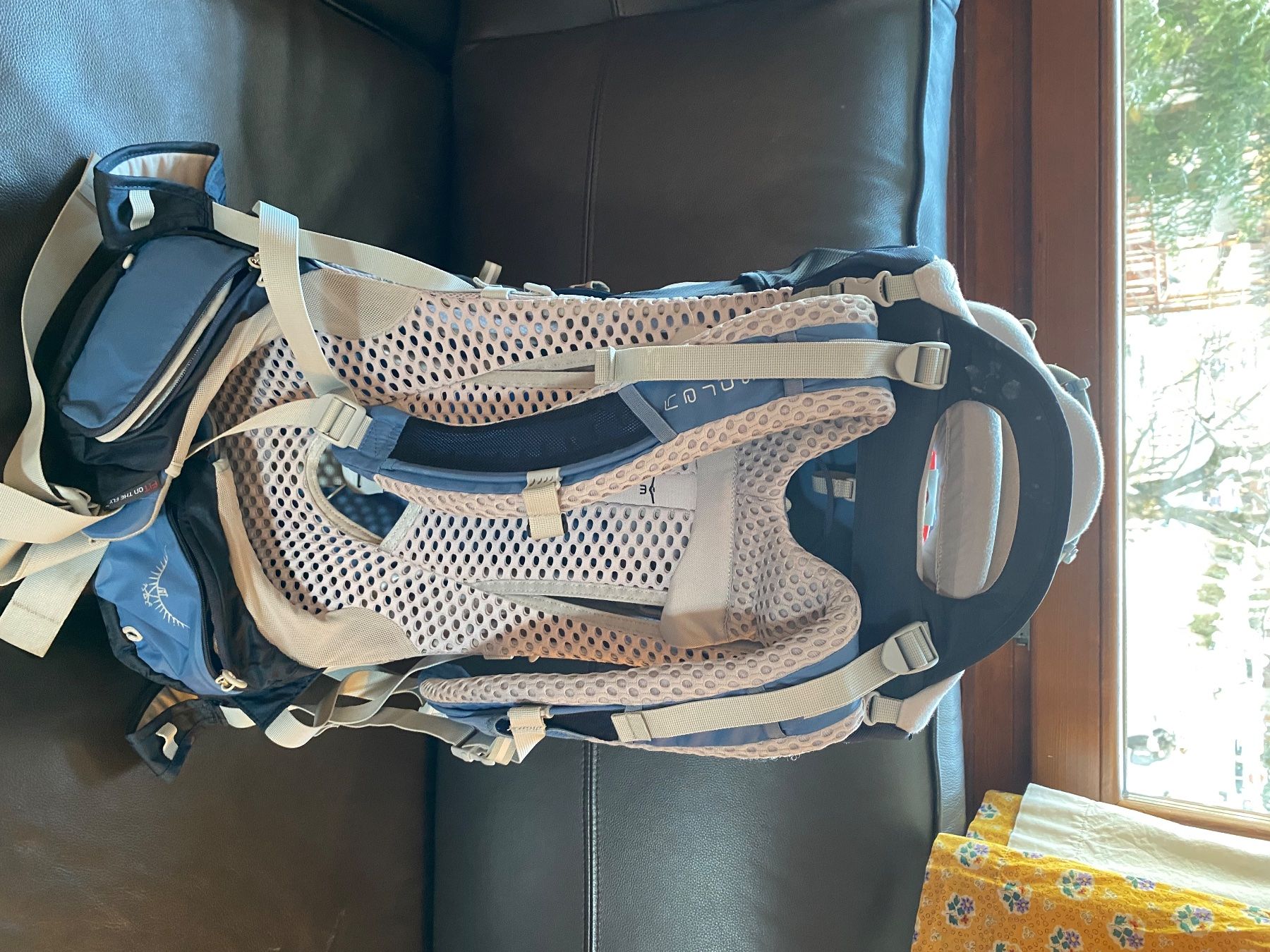Marsupi portabebè: porte bebe marche, Osprey, hiking baby backpack – Usato da Petit-Lancy venduto da anneton