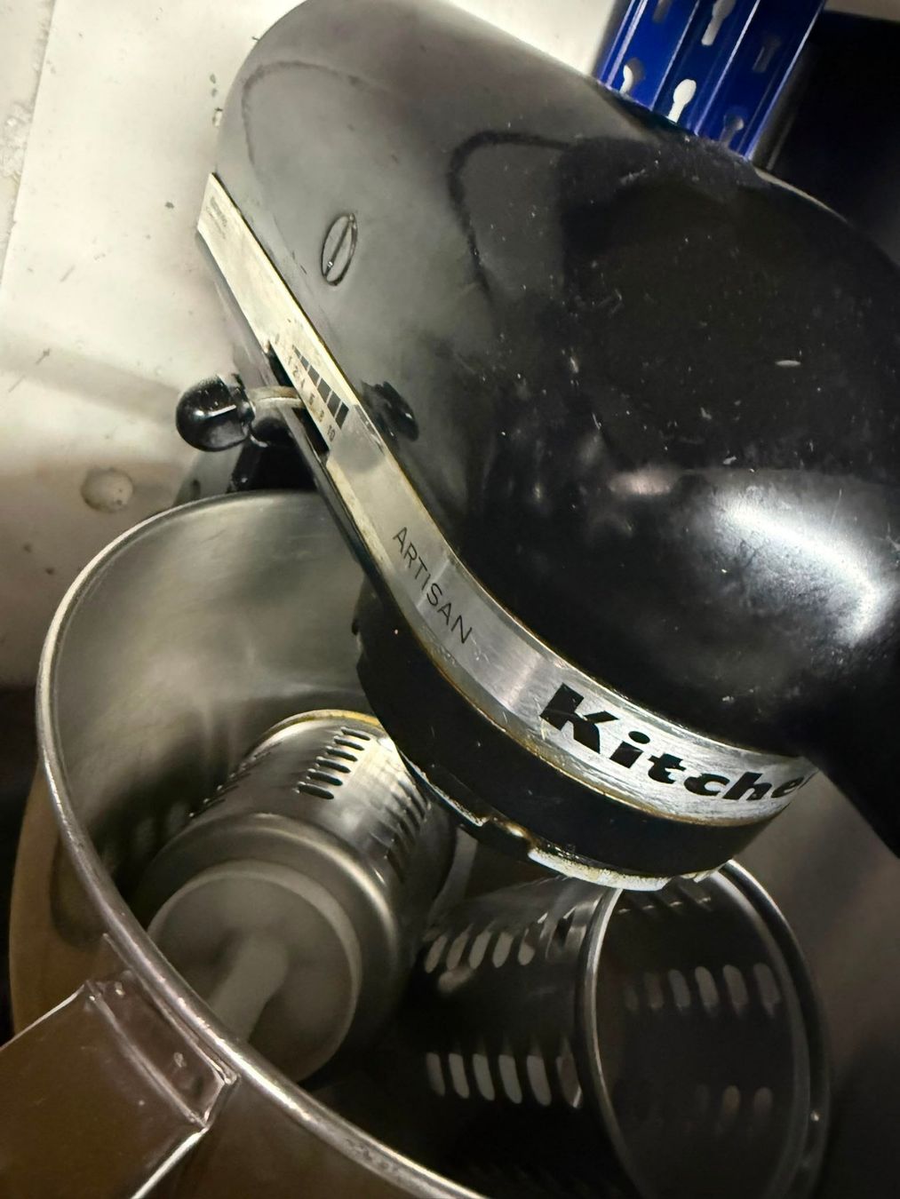 Kitchenaid Appareils de cuisine: Kitchen Aid Artisan Küchenmaschine – D'occasion à Bern par diesdastrallala