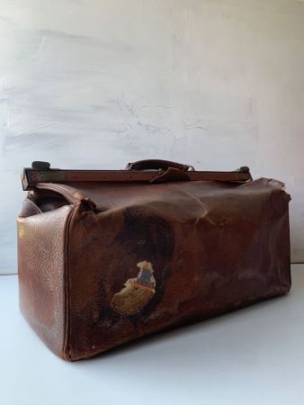 Alte Tasche aus Leder Reisetasche Arzttasche Ledertasche