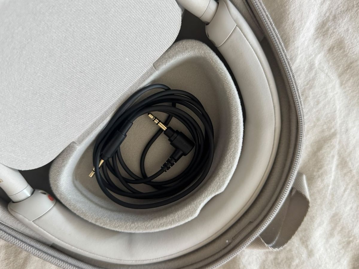 Sony Cuffie: Sony WH-1000xm5 – Nuovo (secondo la descrizione) da Zürich venduto da tel_2hhw 9