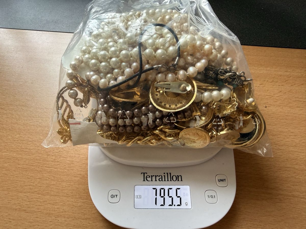 Altri gioielli: Vintage Modeschmuck Lot mit kleinen Mängeln – Usato da Lamone venduto da LaCantinaMagica 7
