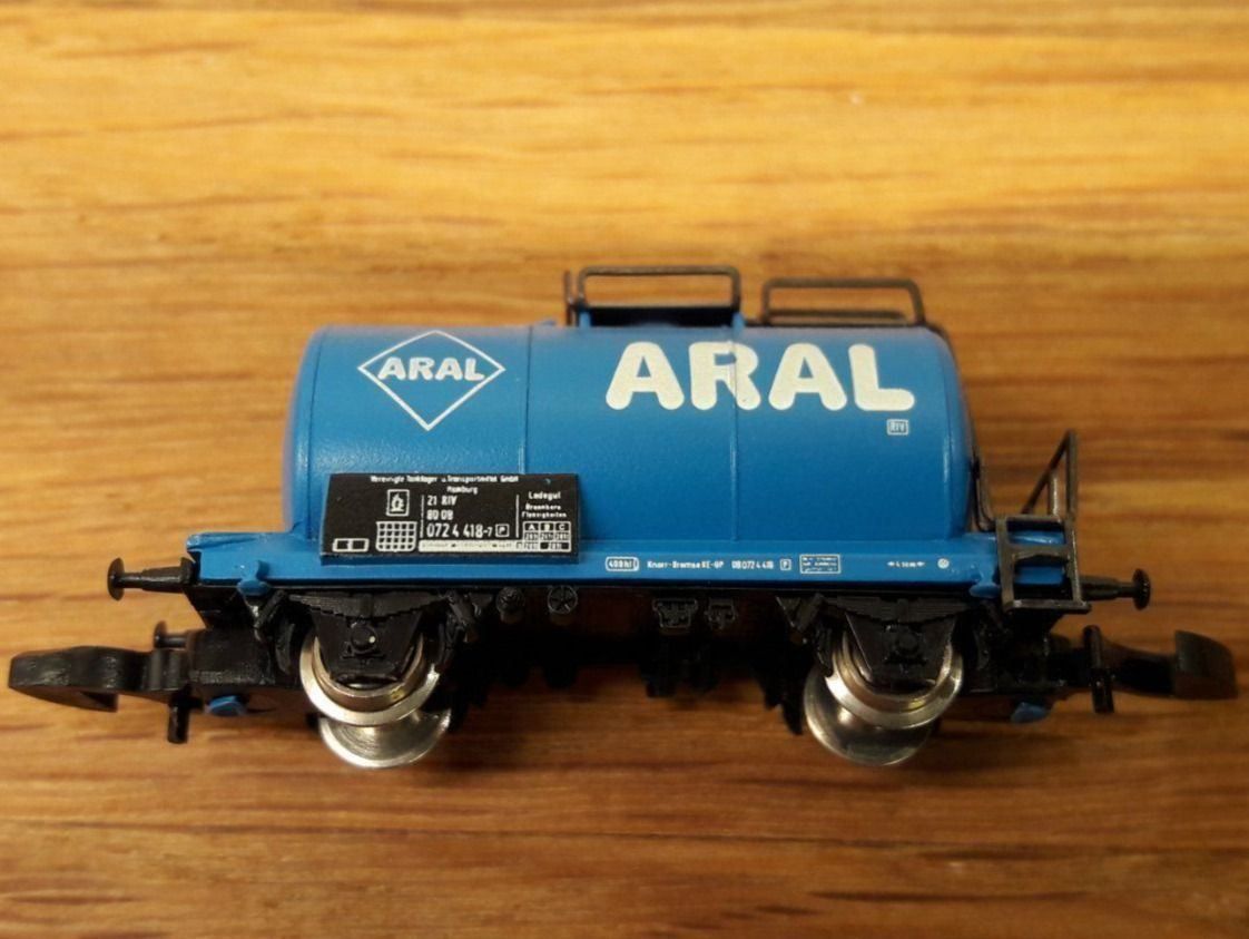 Märklin Modellini di ferrovie: Märklin Z : DB wagon citerne "ARAL" – Usato da Buttes venduto da Cafe2005 6