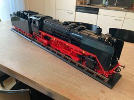 Display Dampflokomotive Baureihe 01 1:18