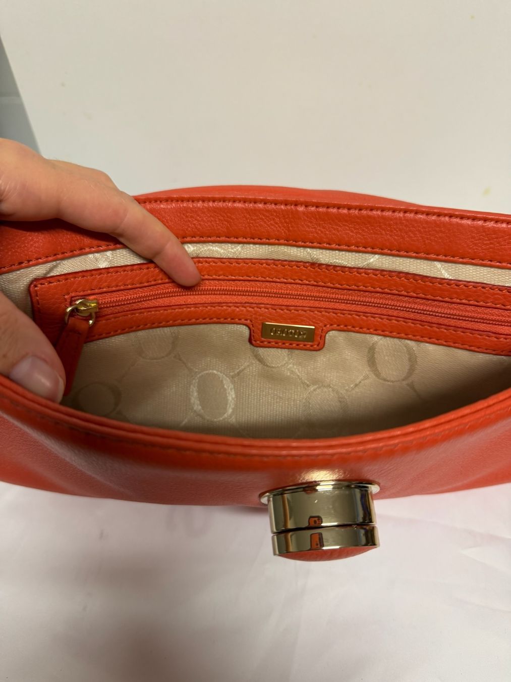 Taschen für Damen: Clutch Tasche Leder Orange Oroton – Gebraucht aus Herrliberg von jun_rl8h 1
