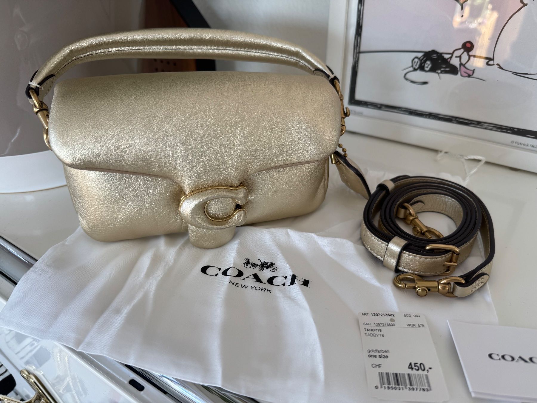 Coach Taschen: COACH Tabby Bag Pillow 18 Pale Gold – Gebraucht aus Zuerich von Moochie 3