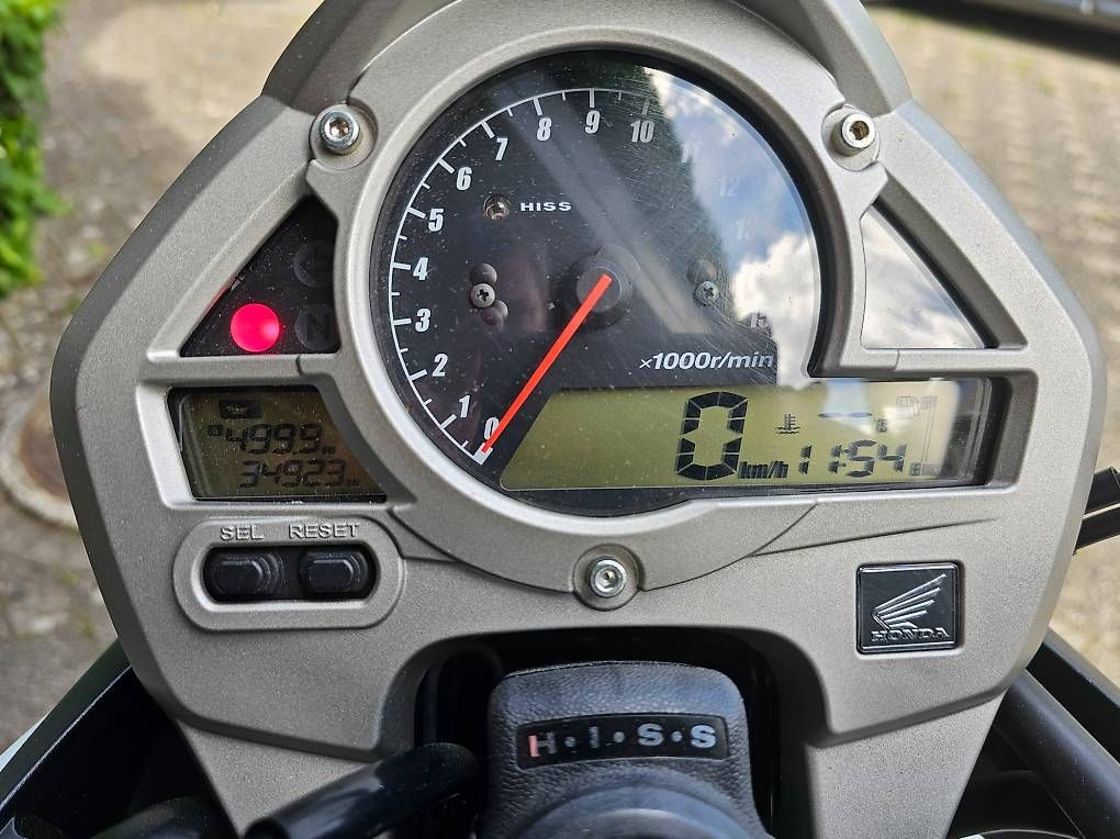 Honda Strada: Honda CB600F Hornet – Usato da Reinach AG venduto da Pajak 3