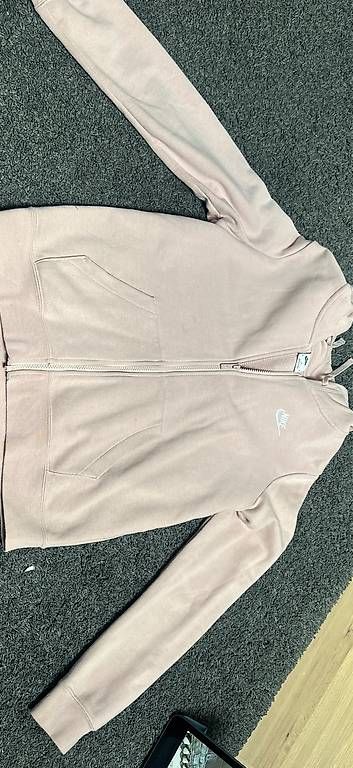 Giacche: Nike Jacke  – Usato da Bubikon venduto da bue_t8nz