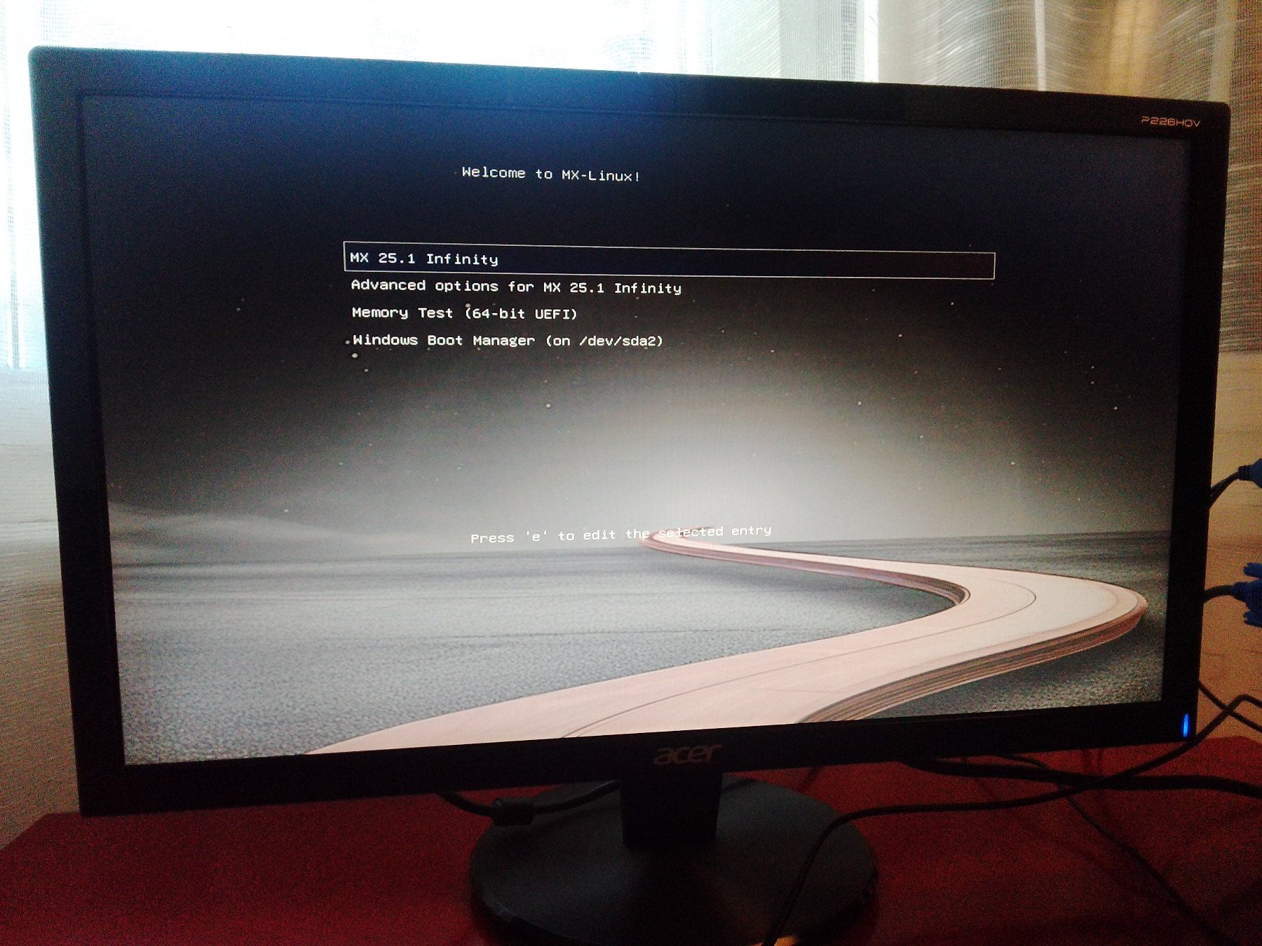 Acer PCs: System mit Acer Aspire X3450 Small-Form-Factor-Desktop (SFF) – D'occasion à Oberembrach par Doublescale 5