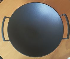Le Creuset gusseiserne Pfanne rund mit Griffen guter Zustand