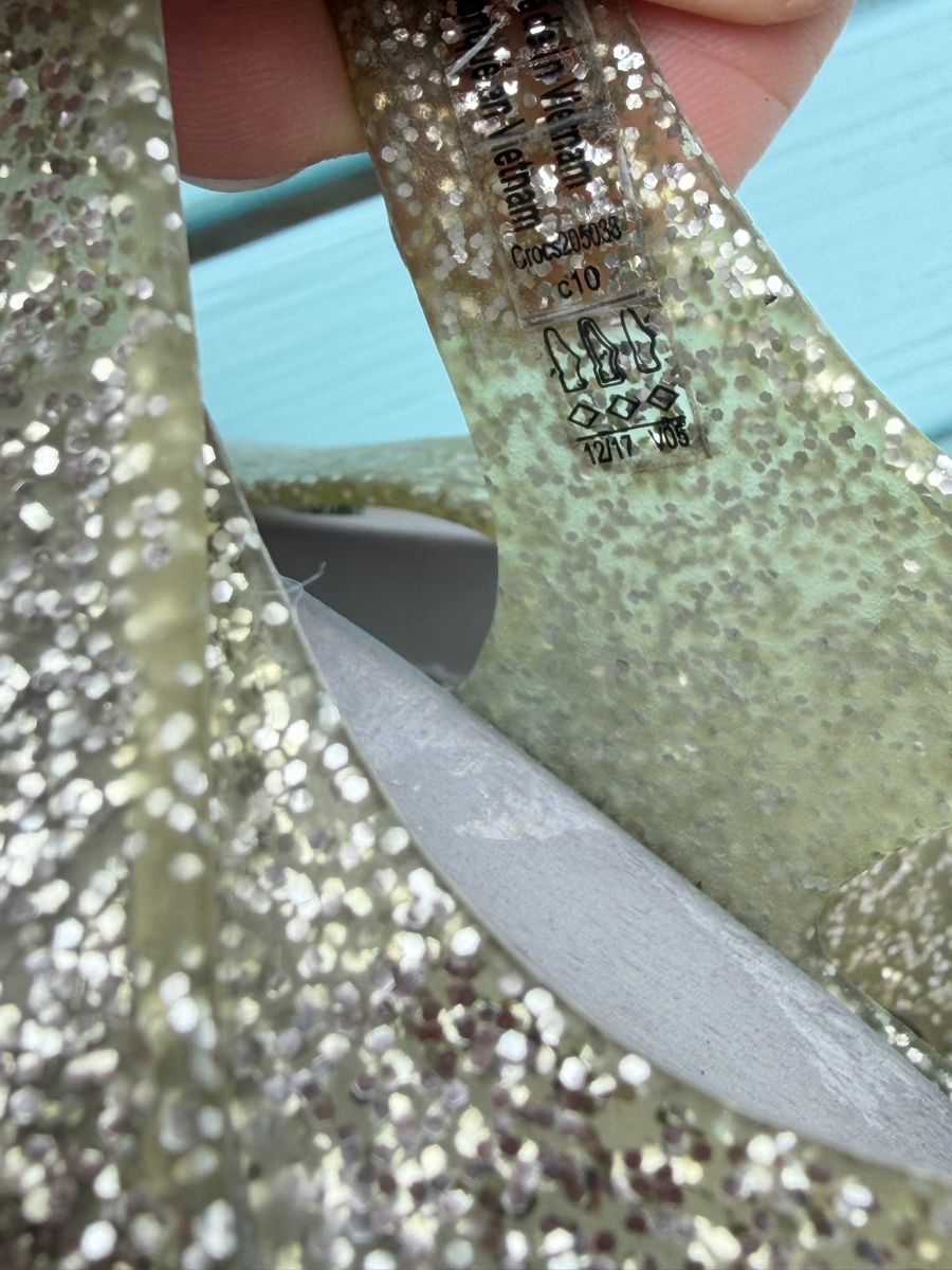 Crocs Scarpe per ragazze: Crocs Sommersandalen Grösse 27 – Usato da Killwangen venduto da was.sharp 4