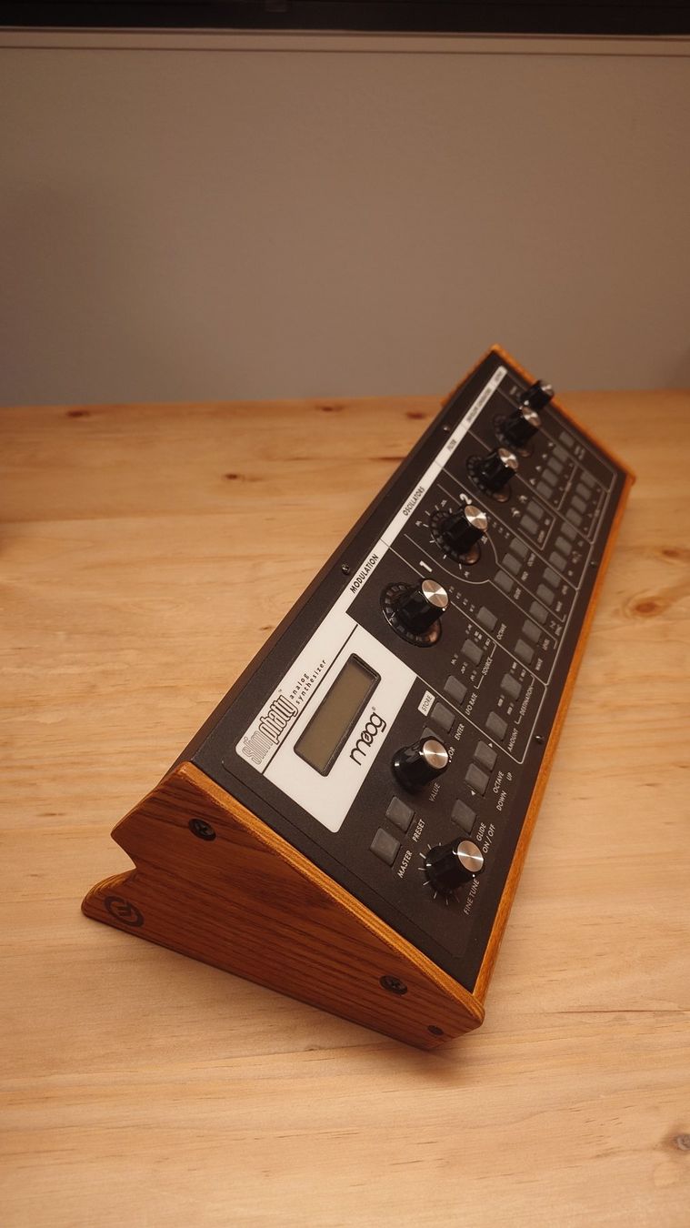 Moog Instruments de musique: Moog Slim Phatty, Monophoner Analogsynthesizer – D'occasion à Sissach par Subnoize 1