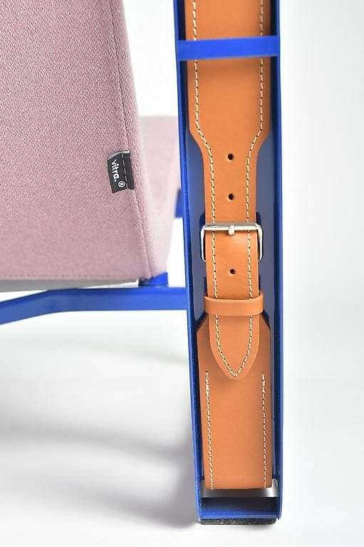 Poltrone: Jean Prouvé Lounge Chair Cité – Usato da Zürich venduto da IndividumCH 8