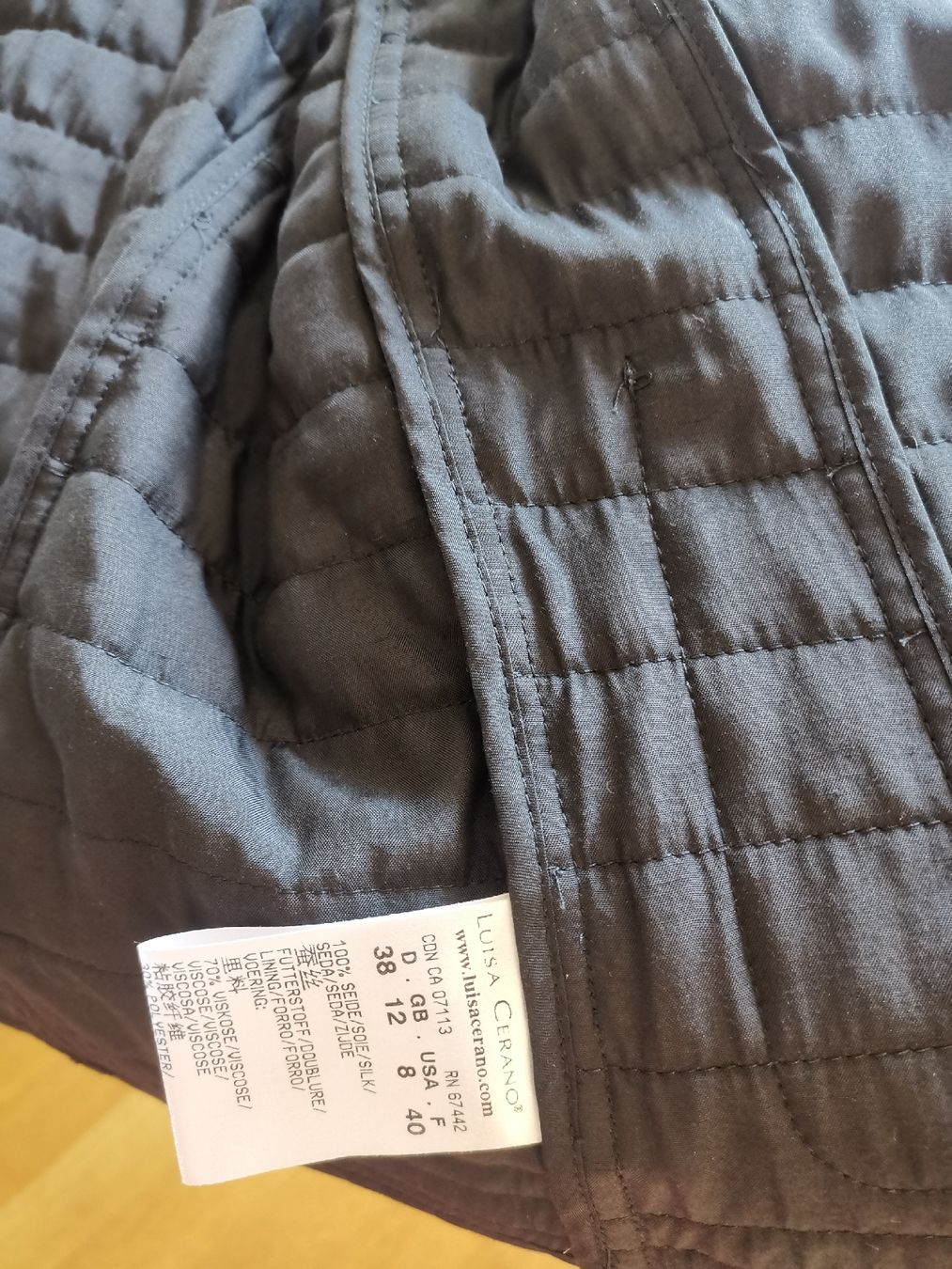 Luisa Cerano Jacken: Seiden Jacke Luisa Cerano, Leoprint – Gebraucht aus Uerikon von pink_flamingo 1