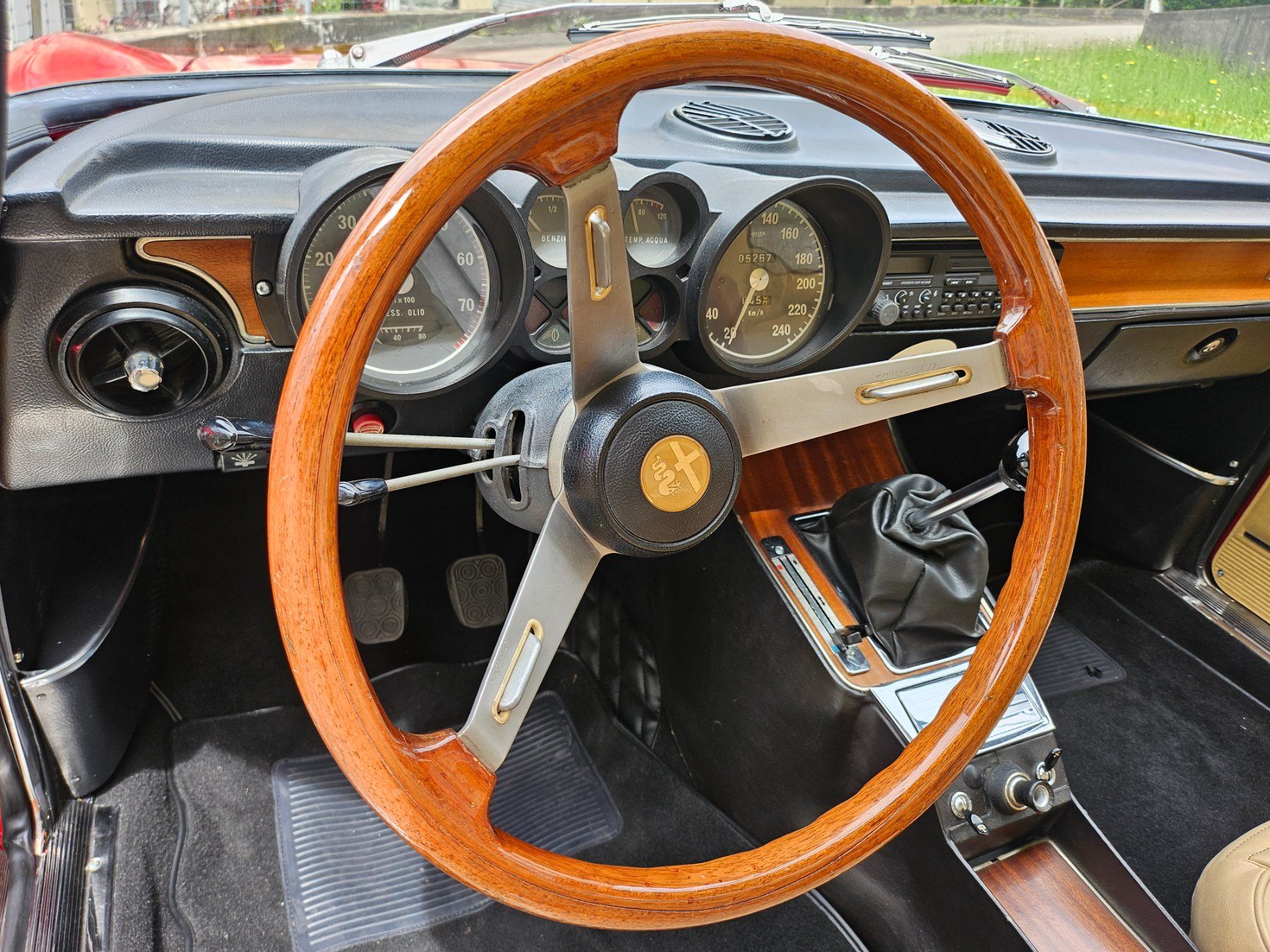Alfa Romeo Automobili: Alfa Romeo 2000 – Usato da St. Gallen venduto da Skydive0 3